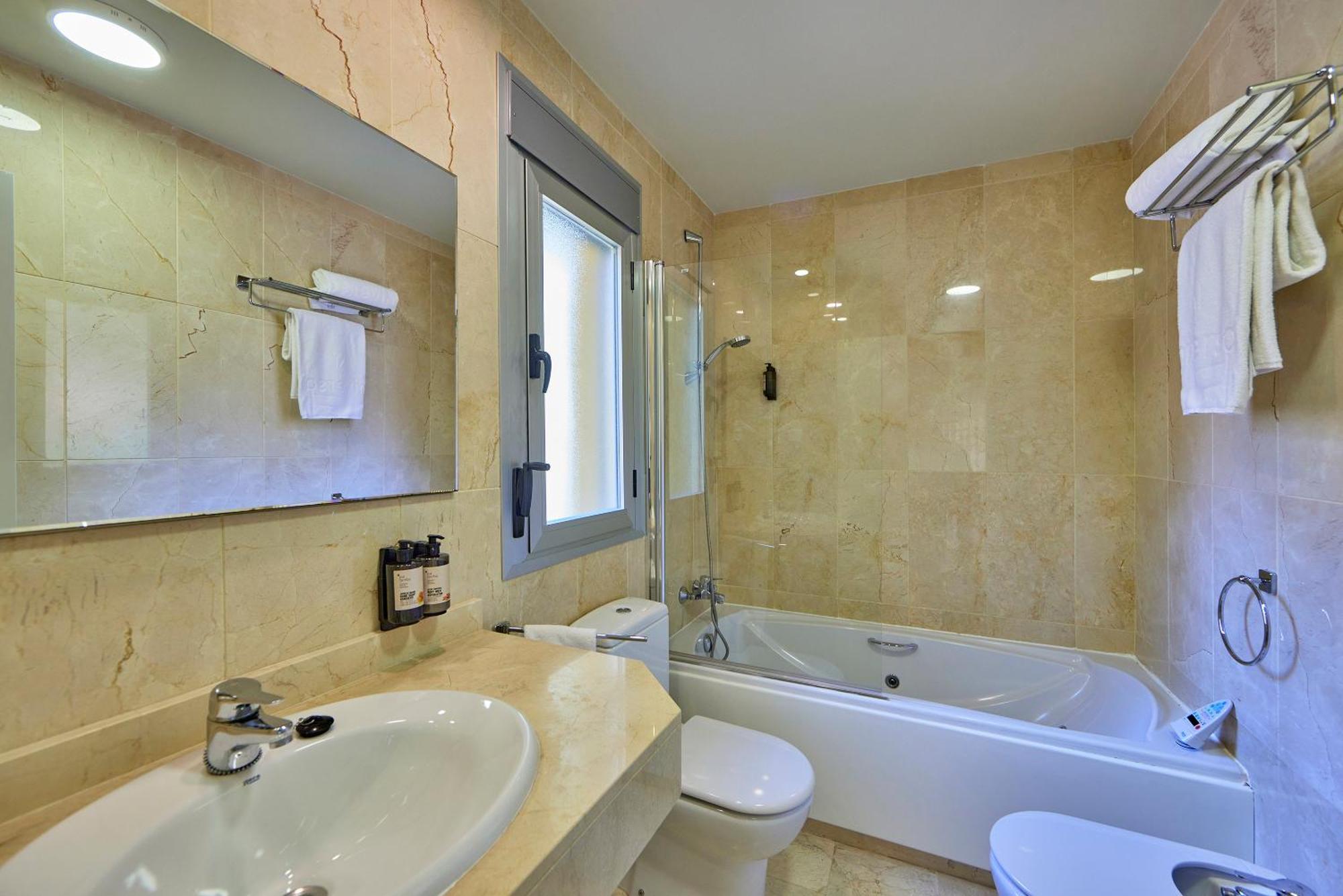 Universal Aquamarin Beach Houses Andratx Εξωτερικό φωτογραφία